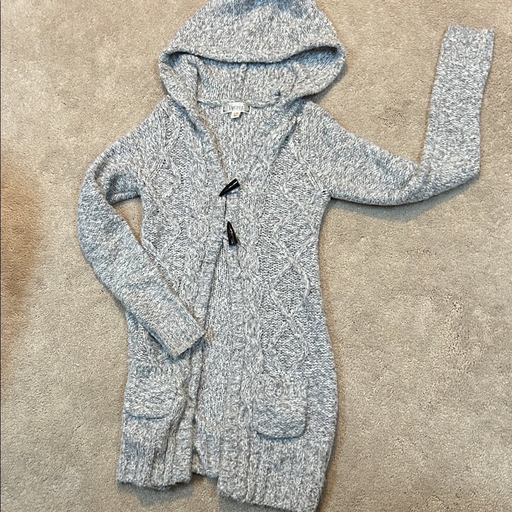 Gorgeous Silver/Gray Hooded Sweater Long S